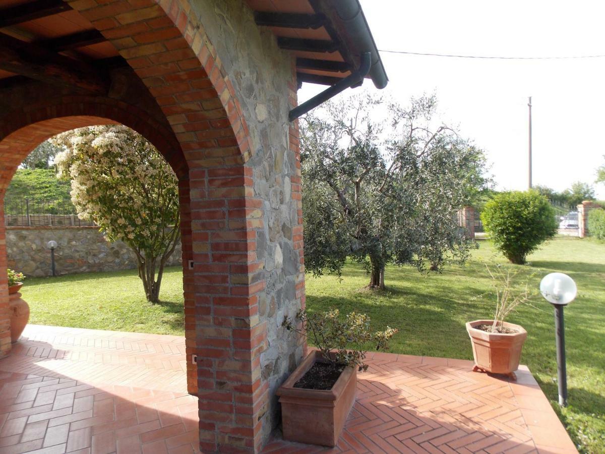בית הארחה Castiglione dʼOrcia 	Casale Le Querciole מראה חיצוני תמונה